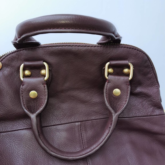 Emma Fox | Burgundy Leather Shoulder Bag - Picture 4 of 13